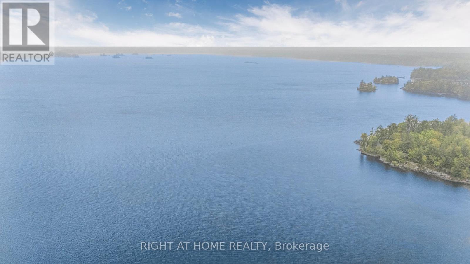 












3500 LAUDERDALE PT CRESCENT

,
Severn,




Ontario
P0E1N0

