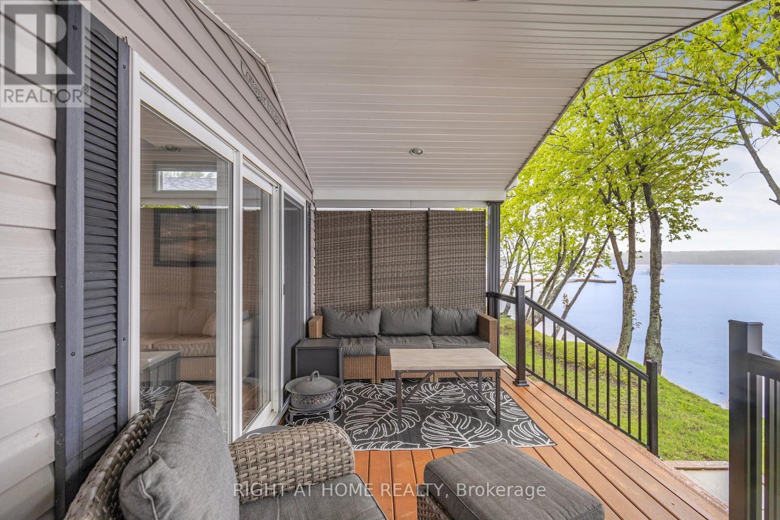 












3500 LAUDERDALE PT CRESCENT

,
Severn,




Ontario
P0E1N0

