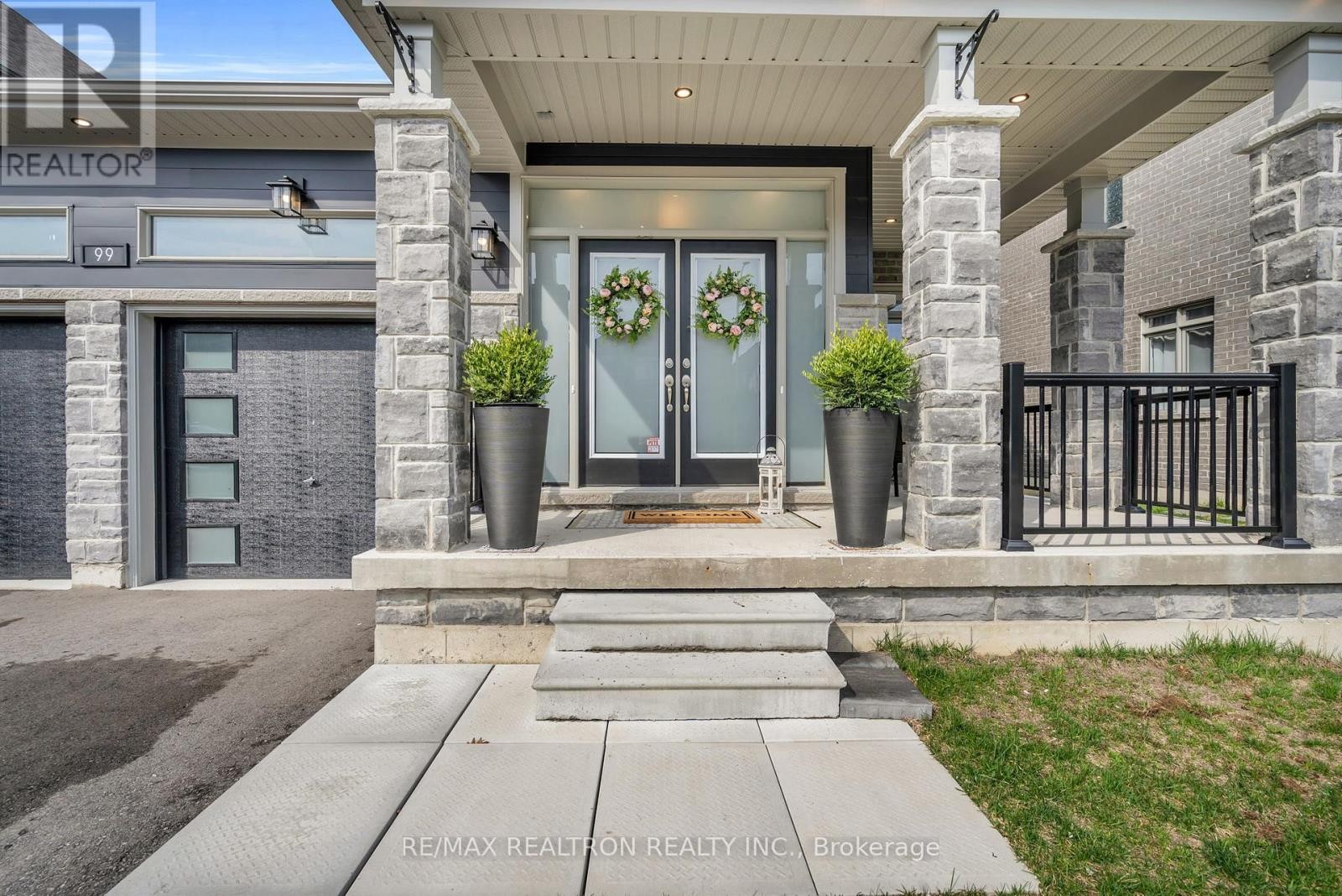 












99 FRANKLIN TRAIL

,
Barrie,




Ontario
L9J0J1

