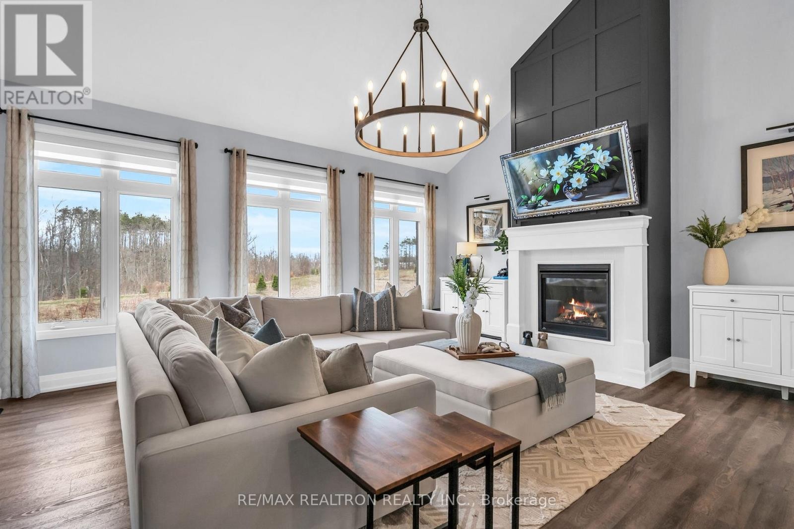 












99 FRANKLIN TRAIL

,
Barrie,




Ontario
L9J0J1

