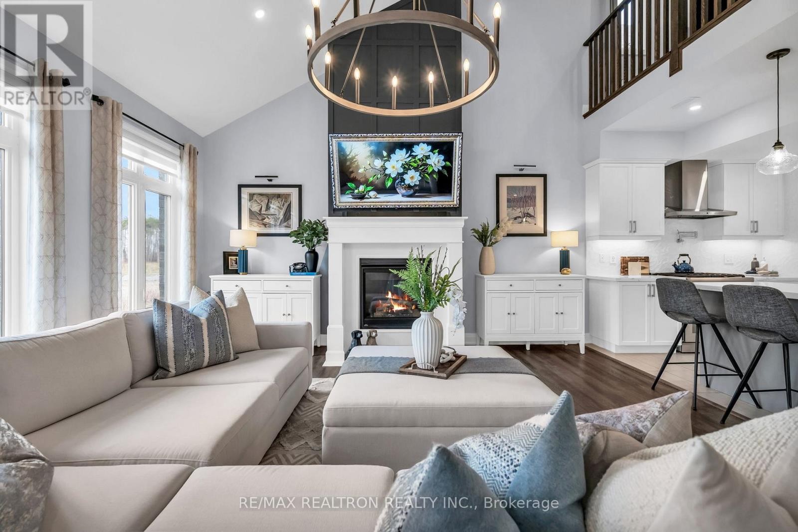 












99 FRANKLIN TRAIL

,
Barrie,




Ontario
L9J0J1

