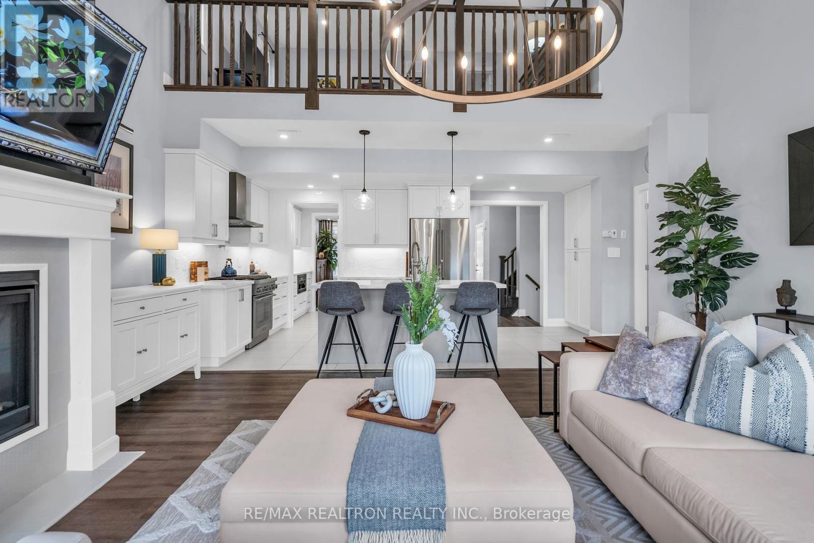 












99 FRANKLIN TRAIL

,
Barrie,




Ontario
L9J0J1

