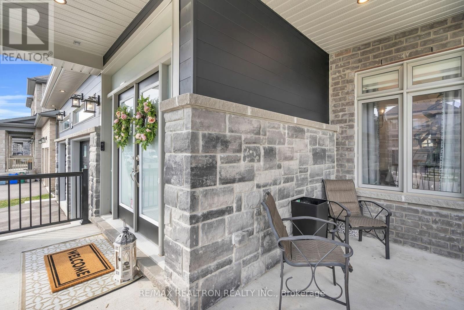 












99 FRANKLIN TRAIL

,
Barrie,




Ontario
L9J0J1

