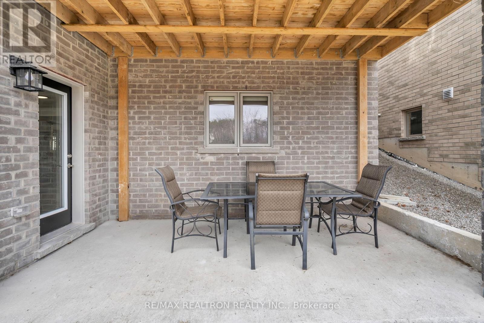 












99 FRANKLIN TRAIL

,
Barrie,




Ontario
L9J0J1


