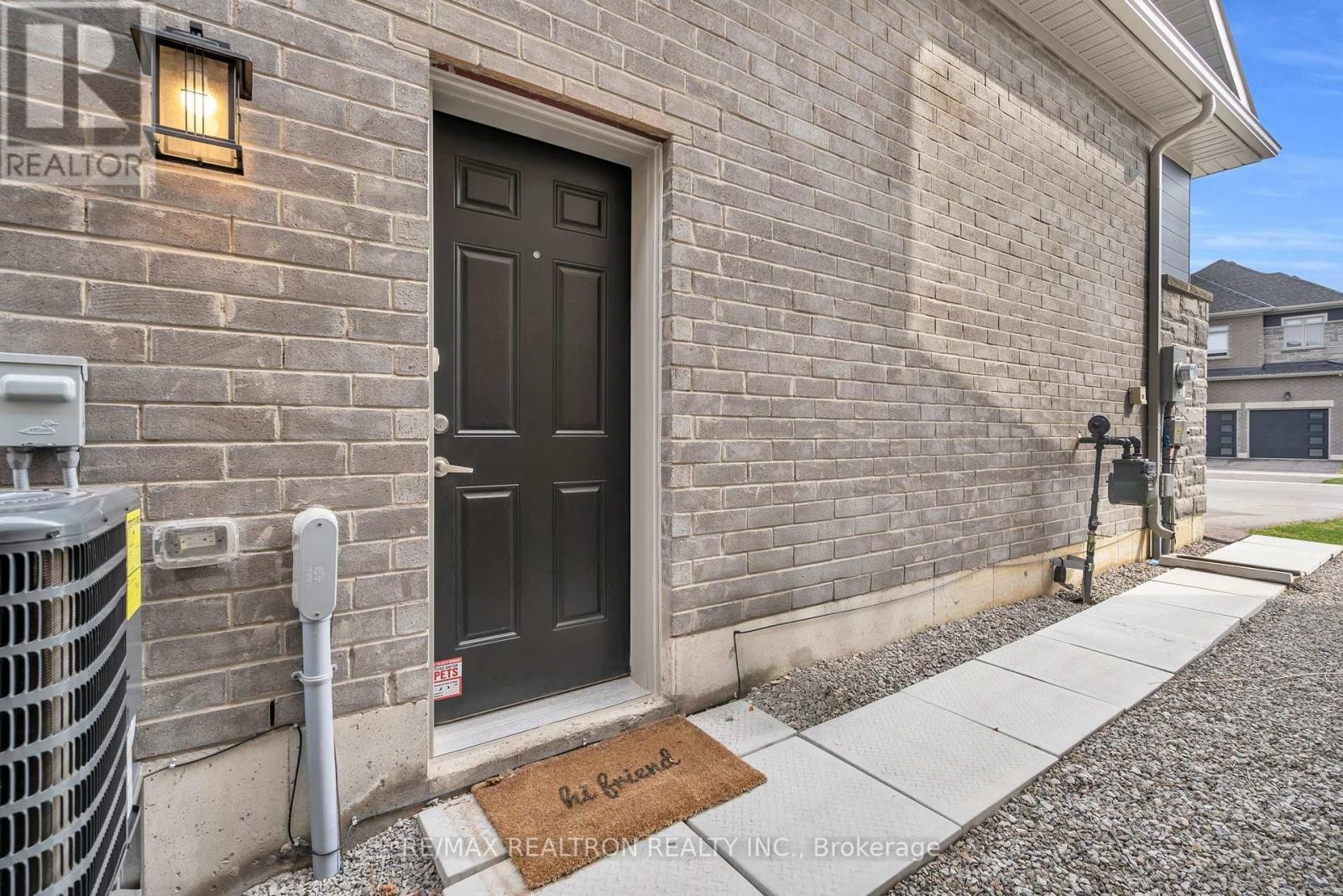 












99 FRANKLIN TRAIL

,
Barrie,




Ontario
L9J0J1

