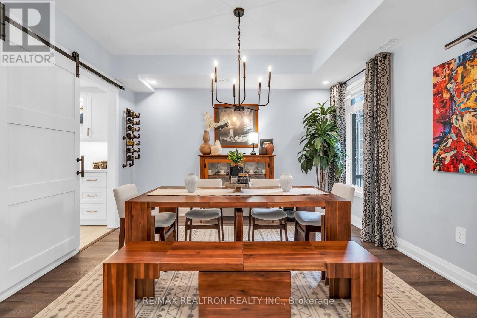 












99 FRANKLIN TRAIL

,
Barrie,




Ontario
L9J0J1

