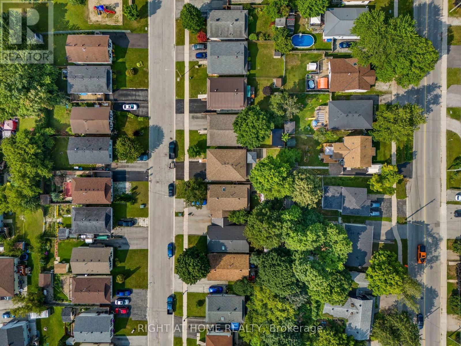 












14 CHRISTINE -LOWER PLACE

,
Orillia,




Ontario
L3V7P1

