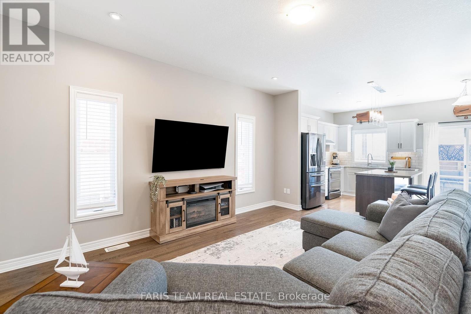 












1045 COOK DRIVE

,
Midland,




Ontario
L4R0E4

