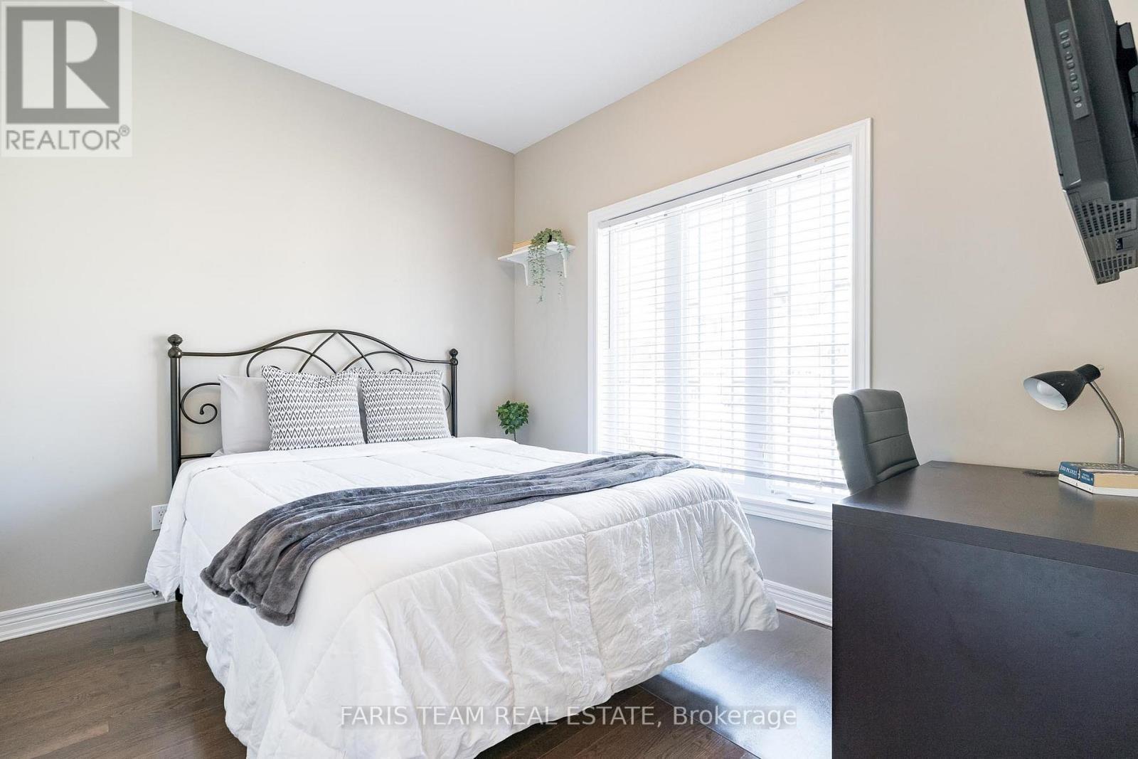 












1045 COOK DRIVE

,
Midland,




Ontario
L4R0E4

