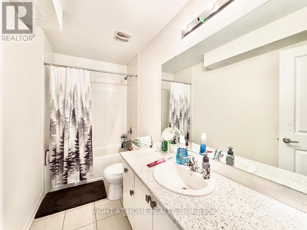 












1 (UPPER) - 12 BANNISTER ROAD

,
Barrie,




Ontario
L9J0L4

