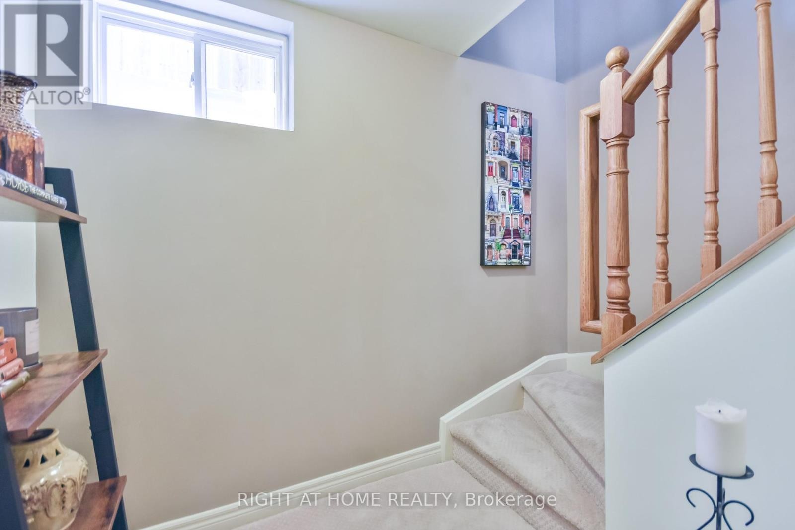 












13 COUPLES COURT

,
Barrie (East Bayfield),




Ontario
L4M6V5

