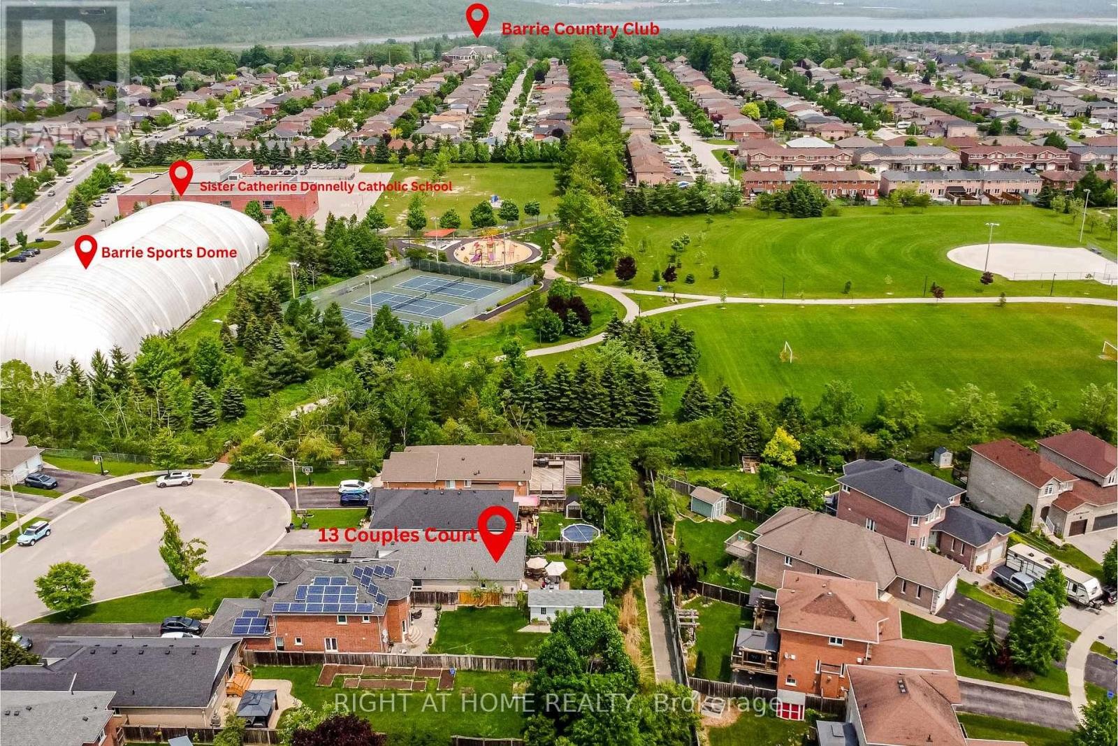 












13 COUPLES COURT

,
Barrie (East Bayfield),




Ontario
L4M6V5

