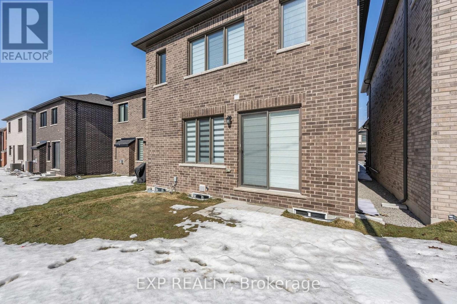 












53 MCBRIDE TRAIL

,
Barrie,




Ontario
L9J0P9

