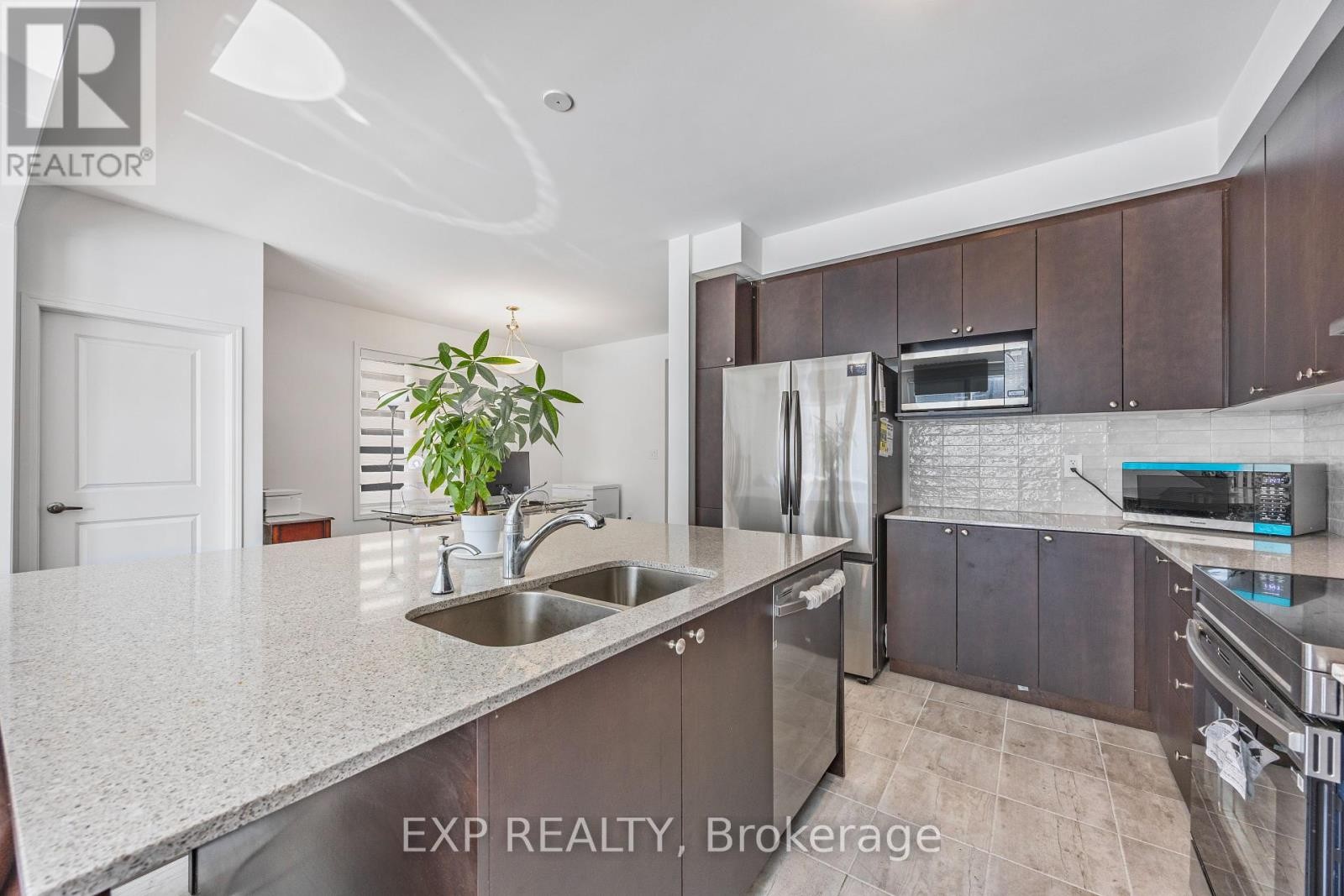 












53 MCBRIDE TRAIL

,
Barrie,




Ontario
L9J0P9

