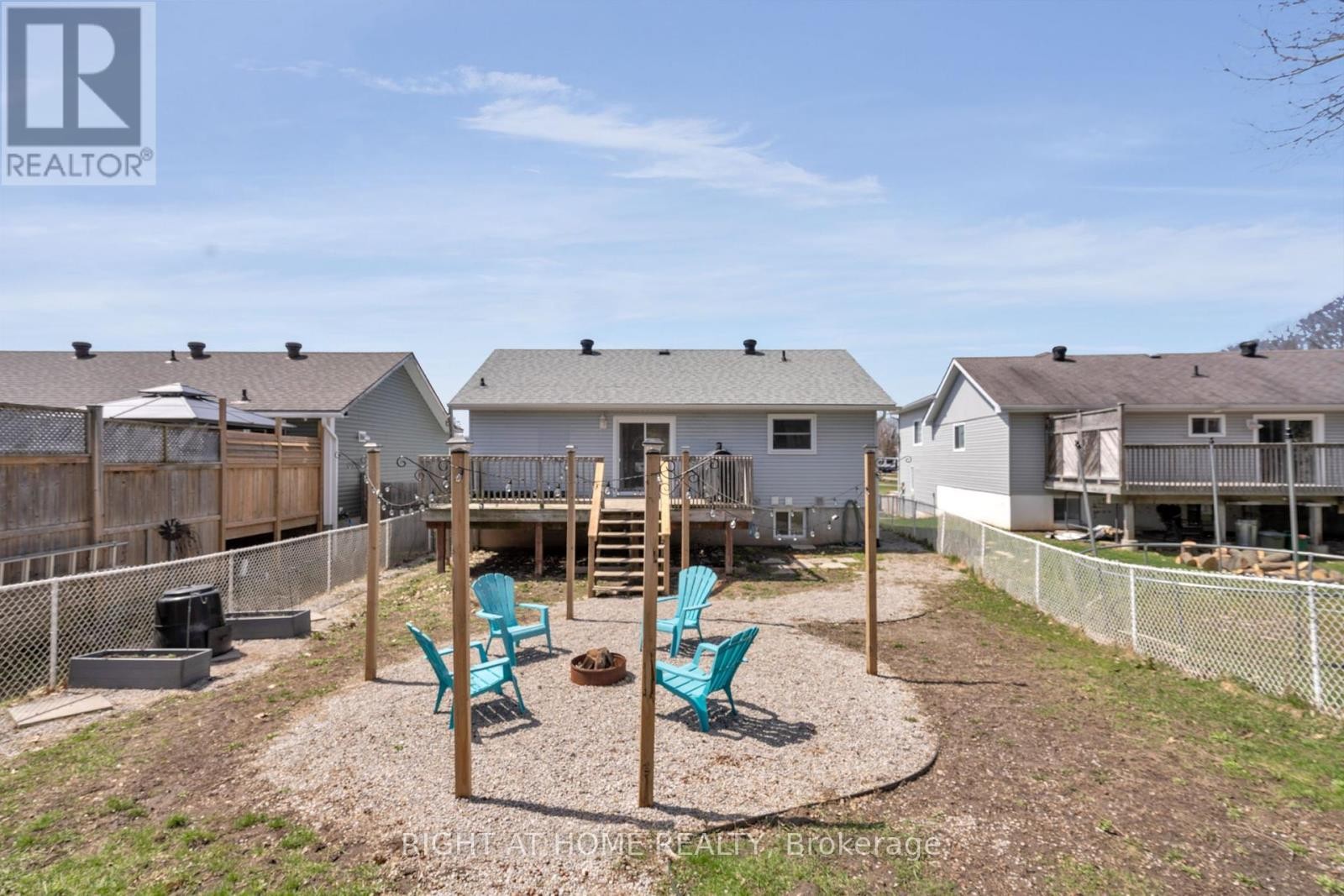 












42 BYRNES CRESCENT

,
Penetanguishene,




Ontario
L9M1V9

