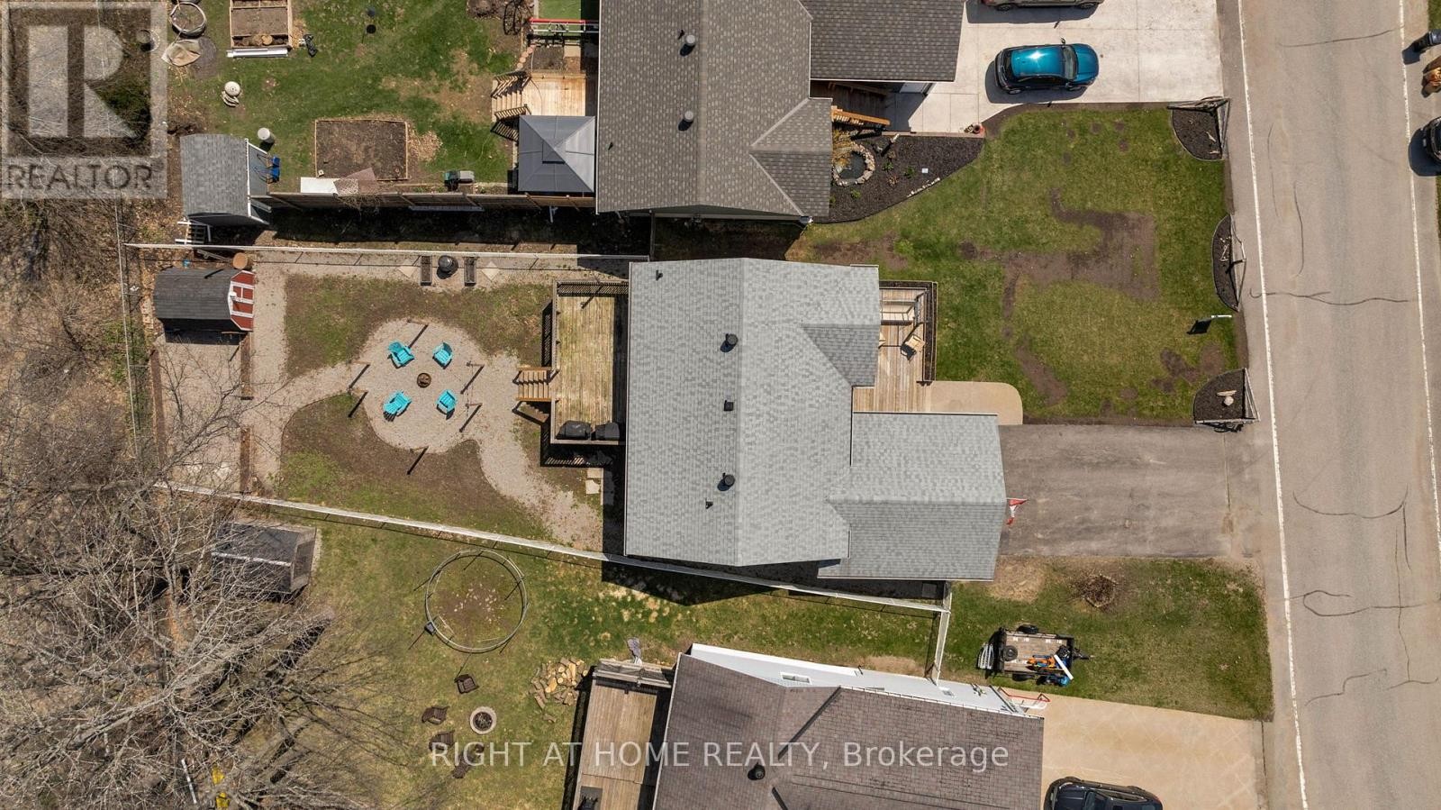 












42 BYRNES CRESCENT

,
Penetanguishene,




Ontario
L9M1V9

