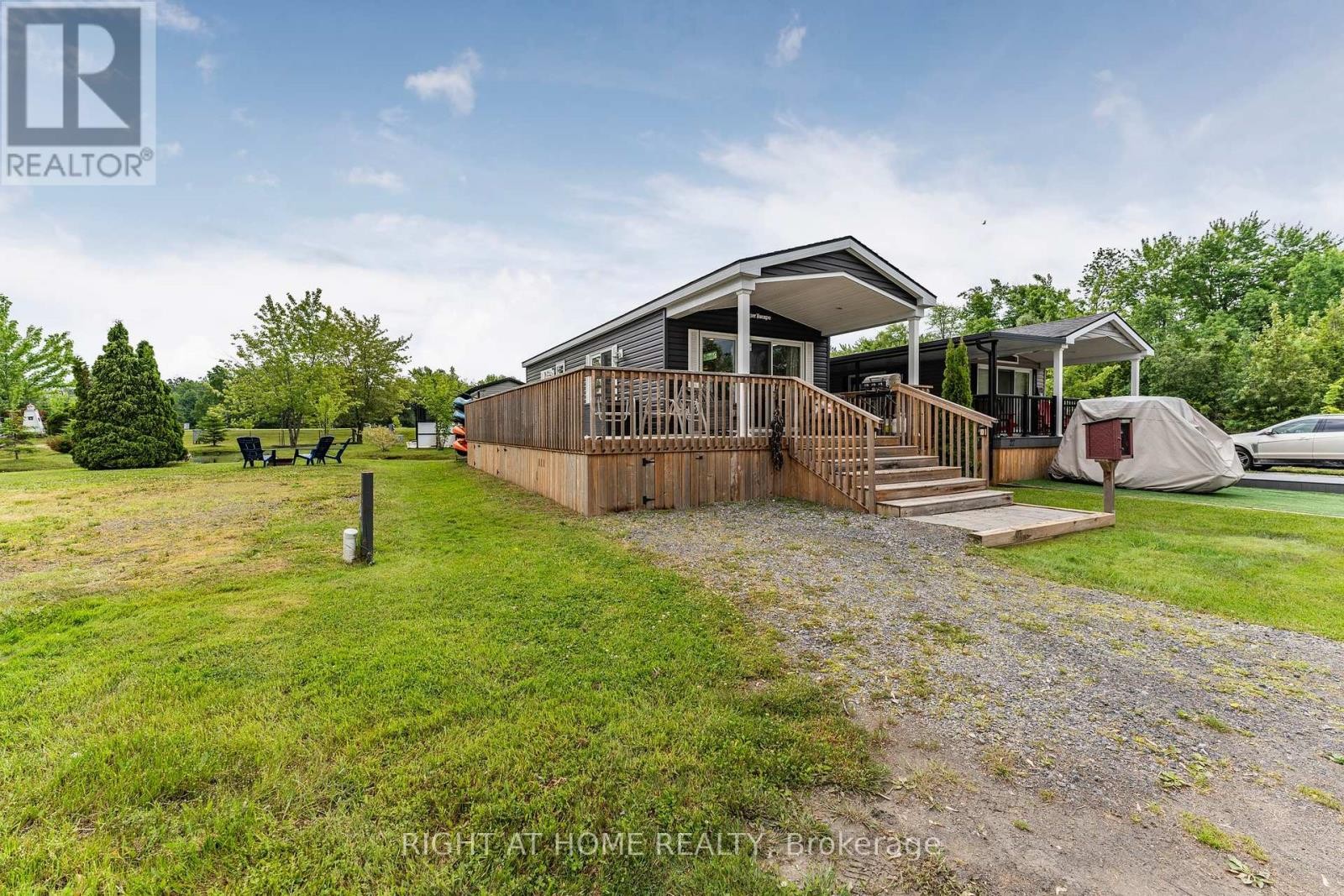 












26 - 3500 LAUDERDALE PT CRESCENT

,
Severn,




Ontario
P0E1N0

