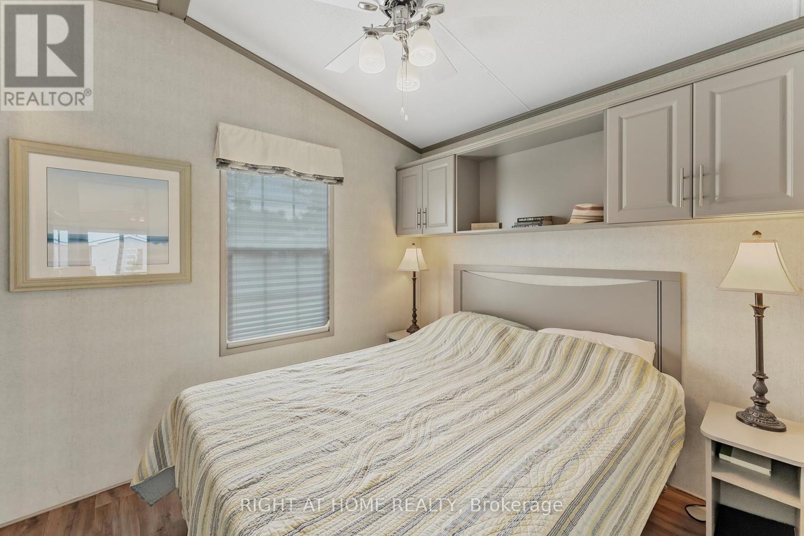 












26 - 3500 LAUDERDALE PT CRESCENT

,
Severn,




Ontario
P0E1N0

