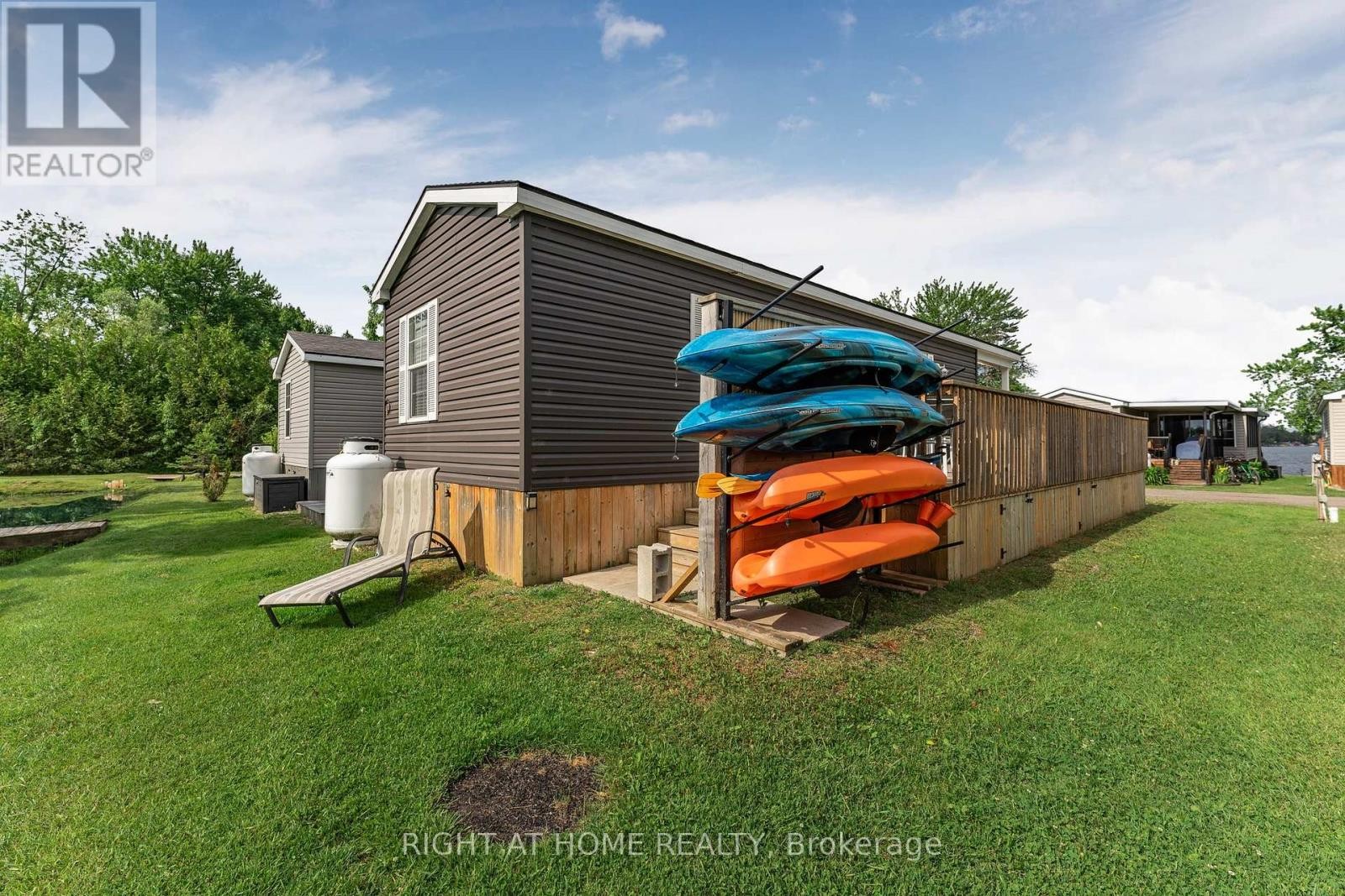 












26 - 3500 LAUDERDALE PT CRESCENT

,
Severn,




Ontario
P0E1N0

