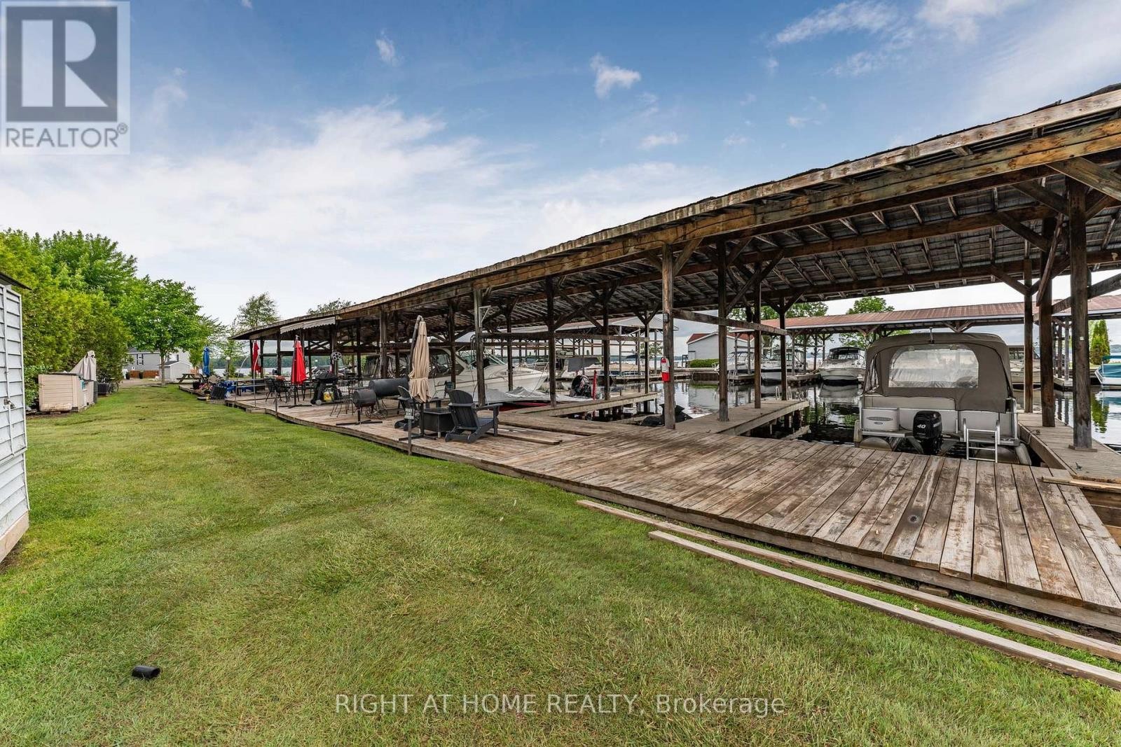 












26 - 3500 LAUDERDALE PT CRESCENT

,
Severn,




Ontario
P0E1N0


