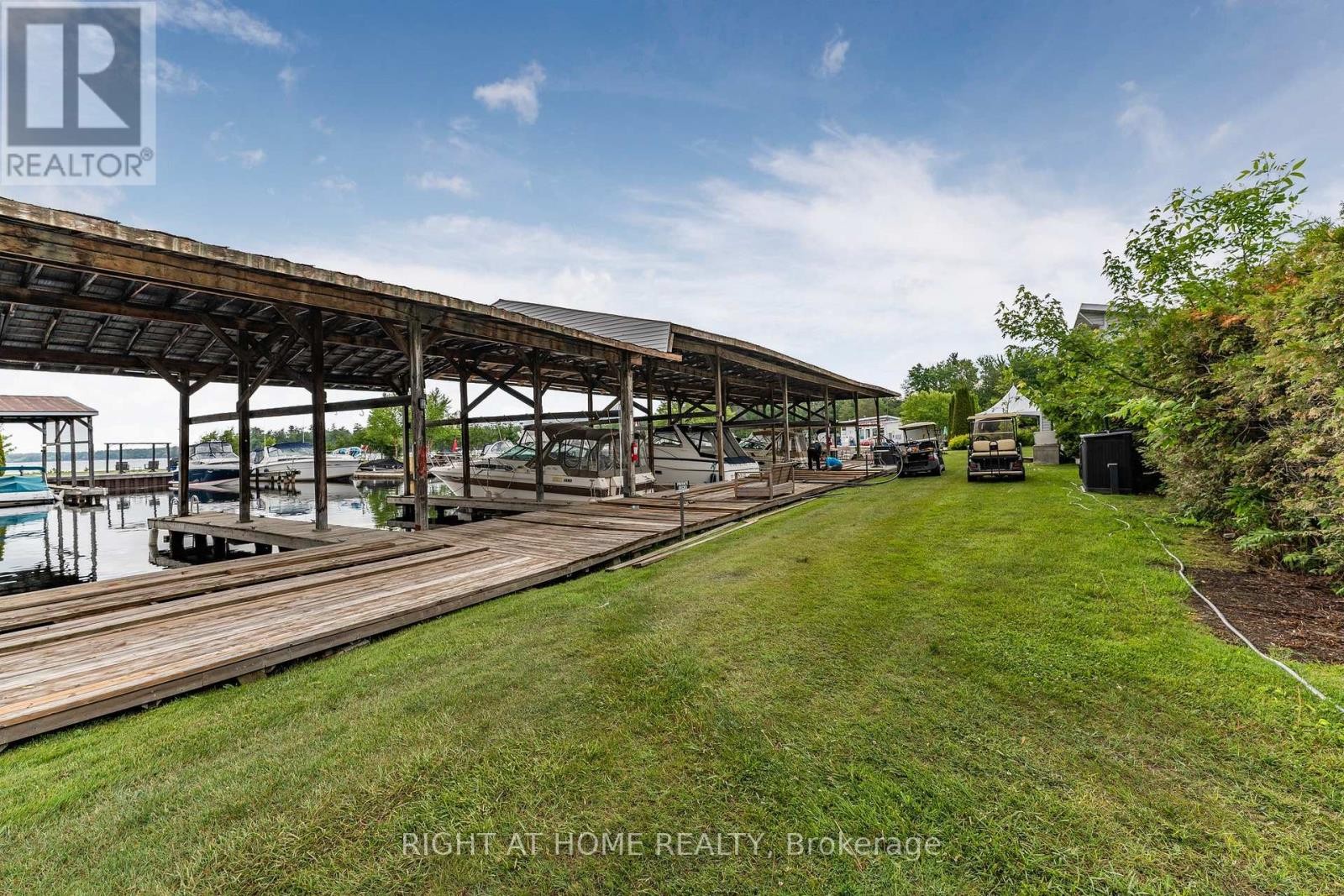 












26 - 3500 LAUDERDALE PT CRESCENT

,
Severn,




Ontario
P0E1N0

