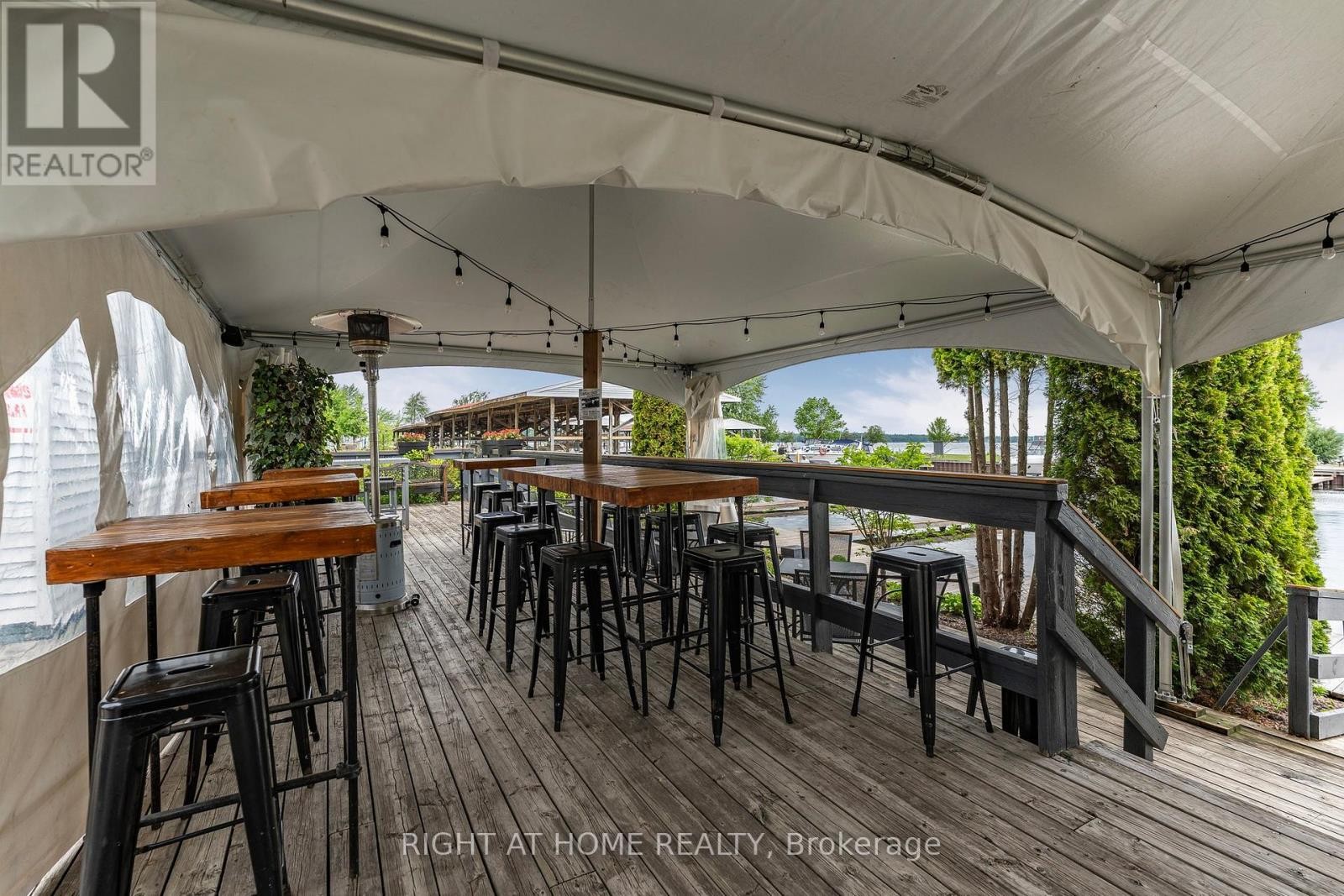 












26 - 3500 LAUDERDALE PT CRESCENT

,
Severn,




Ontario
P0E1N0

