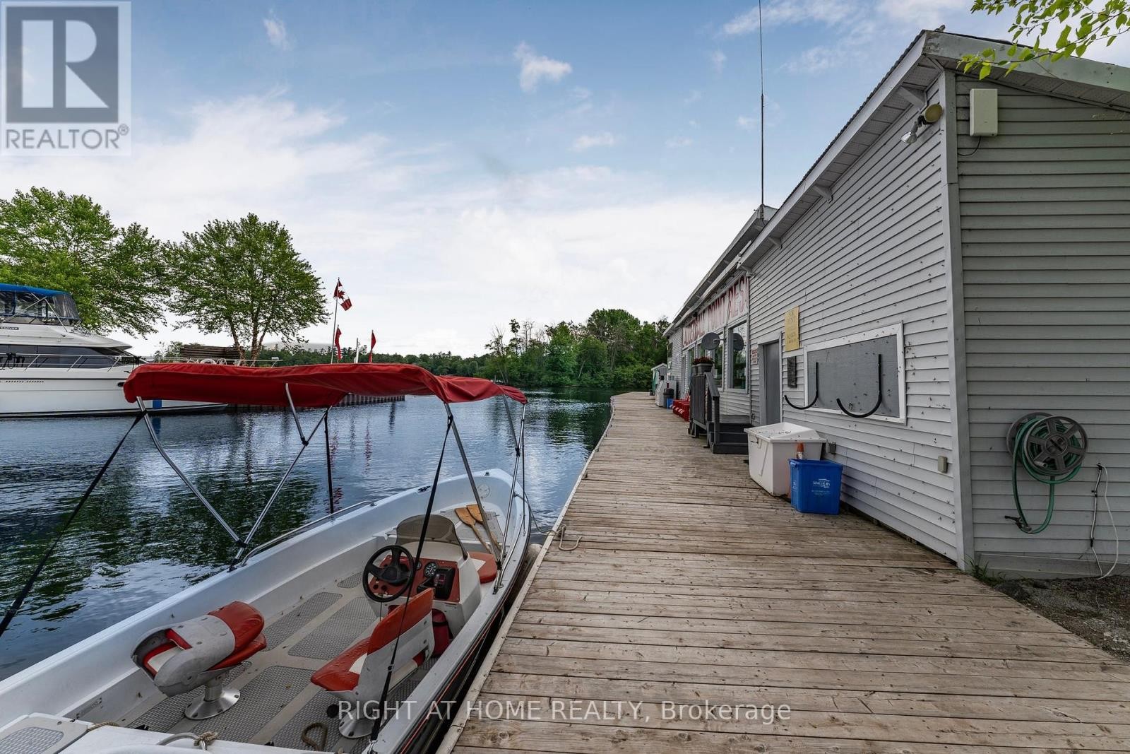 












26 - 3500 LAUDERDALE PT CRESCENT

,
Severn,




Ontario
P0E1N0

