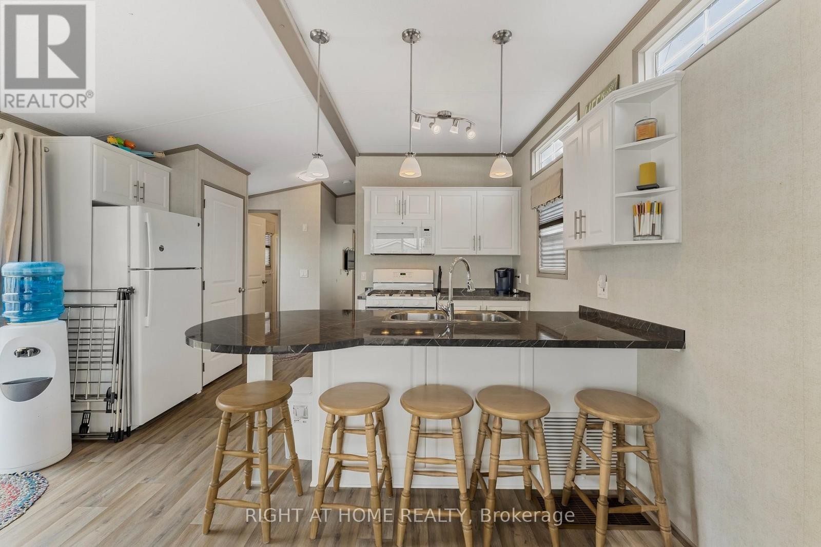 












26 - 3500 LAUDERDALE PT CRESCENT

,
Severn,




Ontario
P0E1N0

