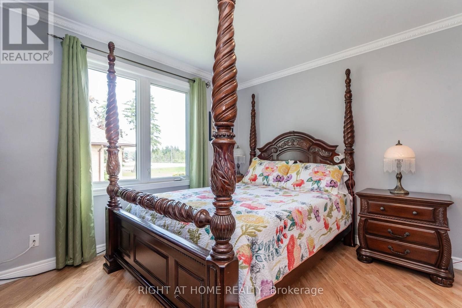 












2290 HIGHWAY 11 SOUTH HIGHWAY

,
Oro-Medonte (Guthrie),




Ontario
L0L2L0

