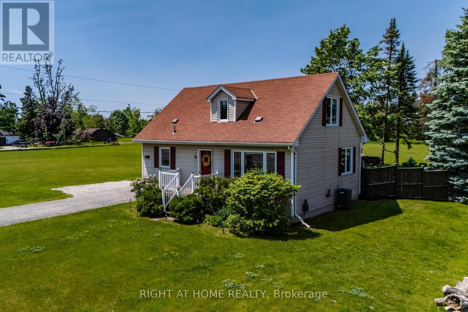 












2290 HIGHWAY 11 SOUTH HIGHWAY

,
Oro-Medonte (Guthrie),




Ontario
L0L2L0

