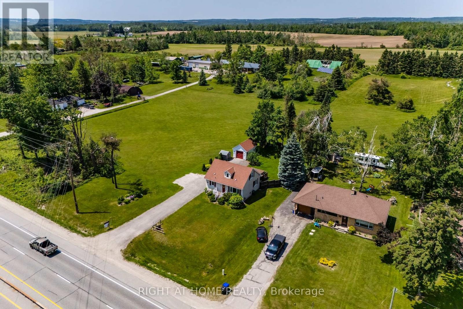 












2290 HIGHWAY 11 SOUTH HIGHWAY

,
Oro-Medonte (Guthrie),




Ontario
L0L2L0


