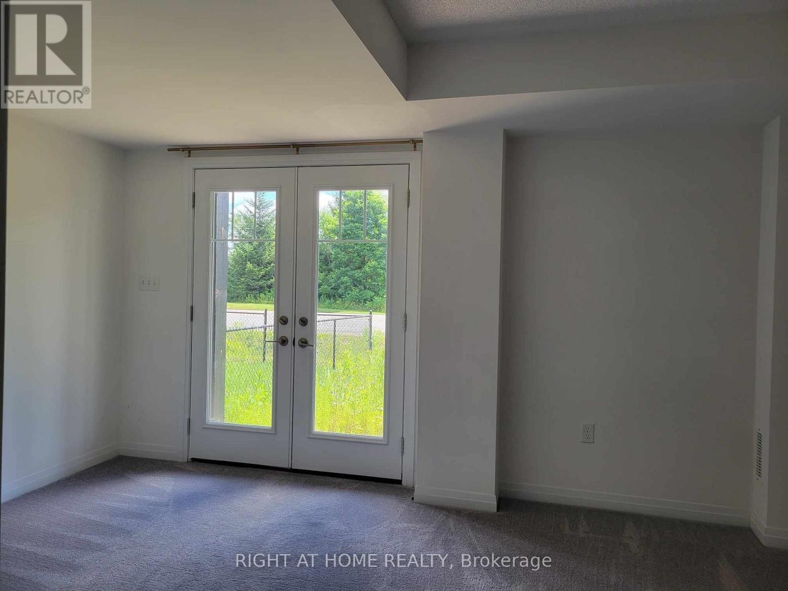 












3 ANDEAN LANE

,
Barrie,




Ontario
L4N8G1

