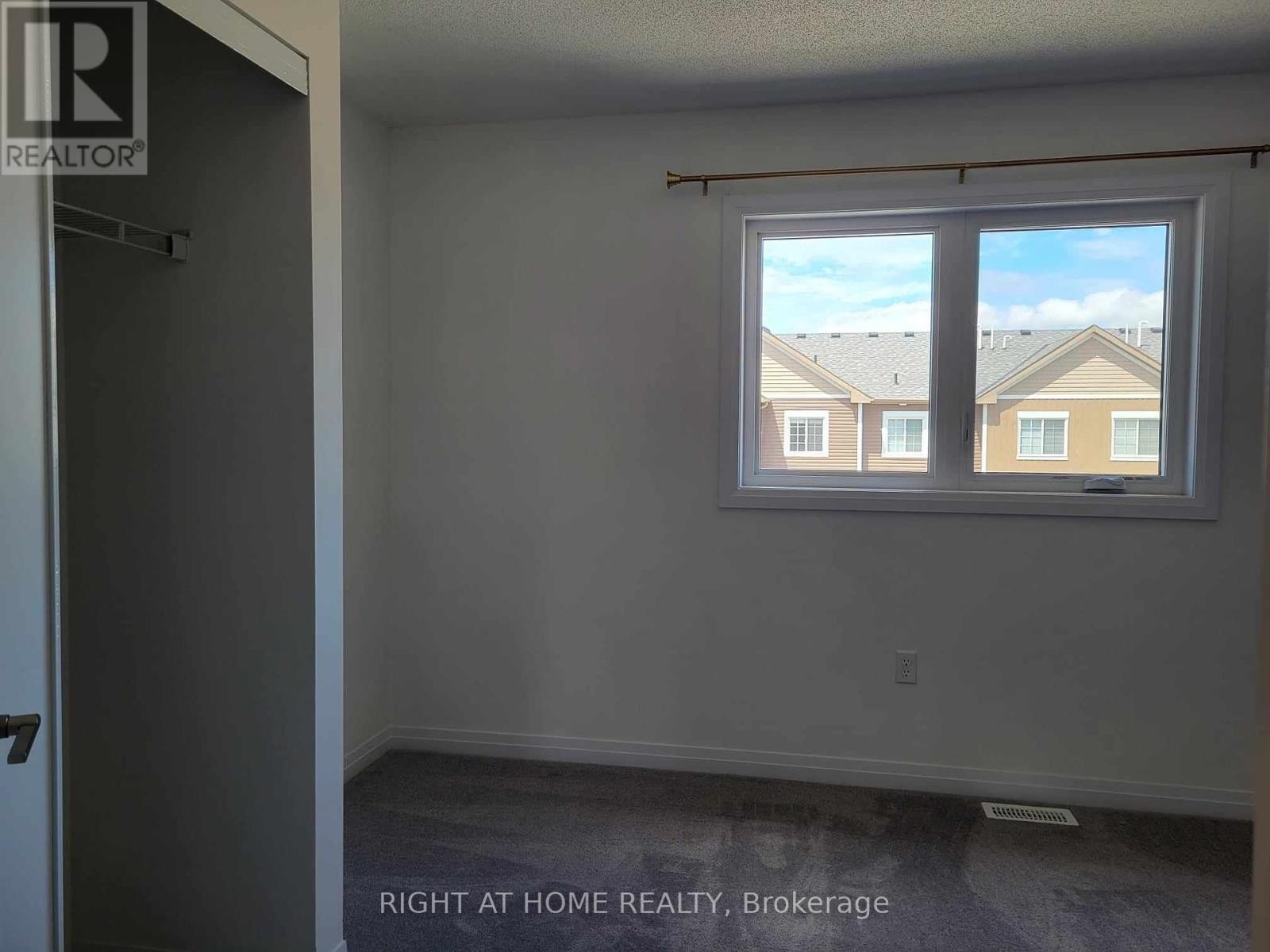 












3 ANDEAN LANE

,
Barrie,




Ontario
L4N8G1

