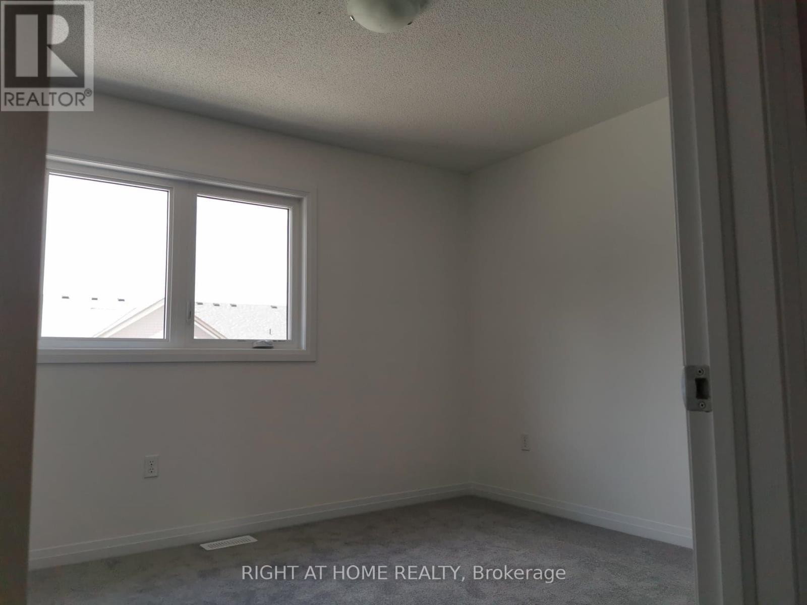 












3 ANDEAN LANE

,
Barrie,




Ontario
L4N8G1

