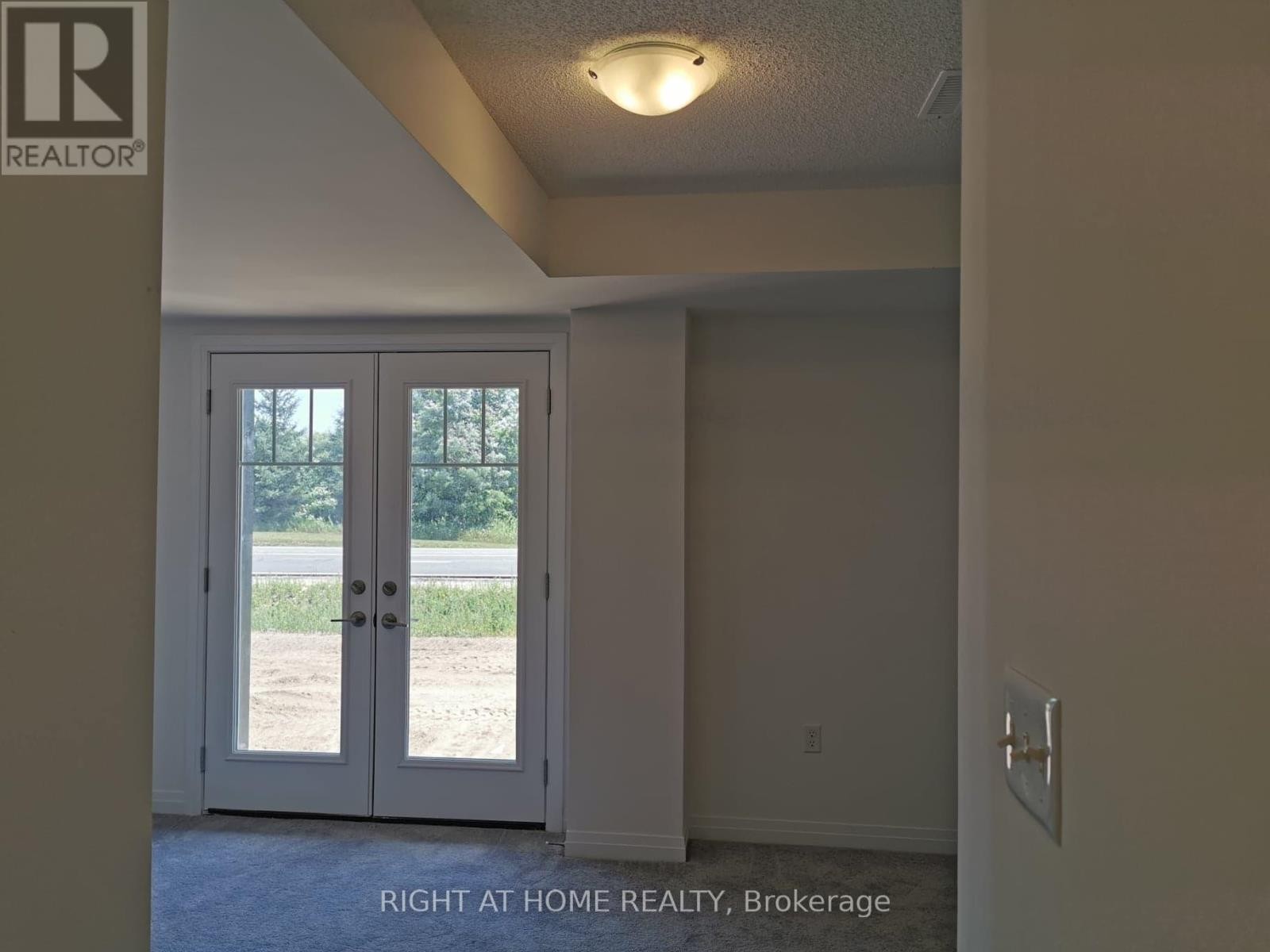 












3 ANDEAN LANE

,
Barrie,




Ontario
L4N8G1

