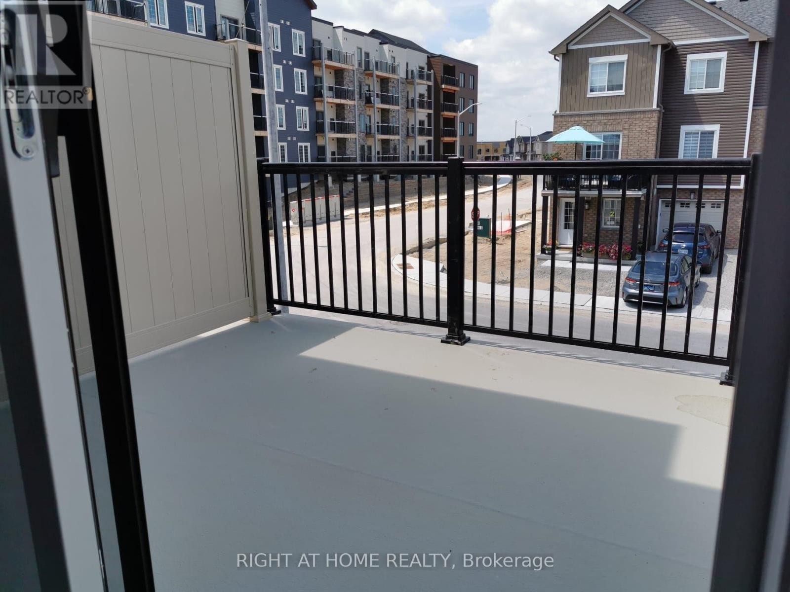












3 ANDEAN LANE

,
Barrie,




Ontario
L4N8G1

