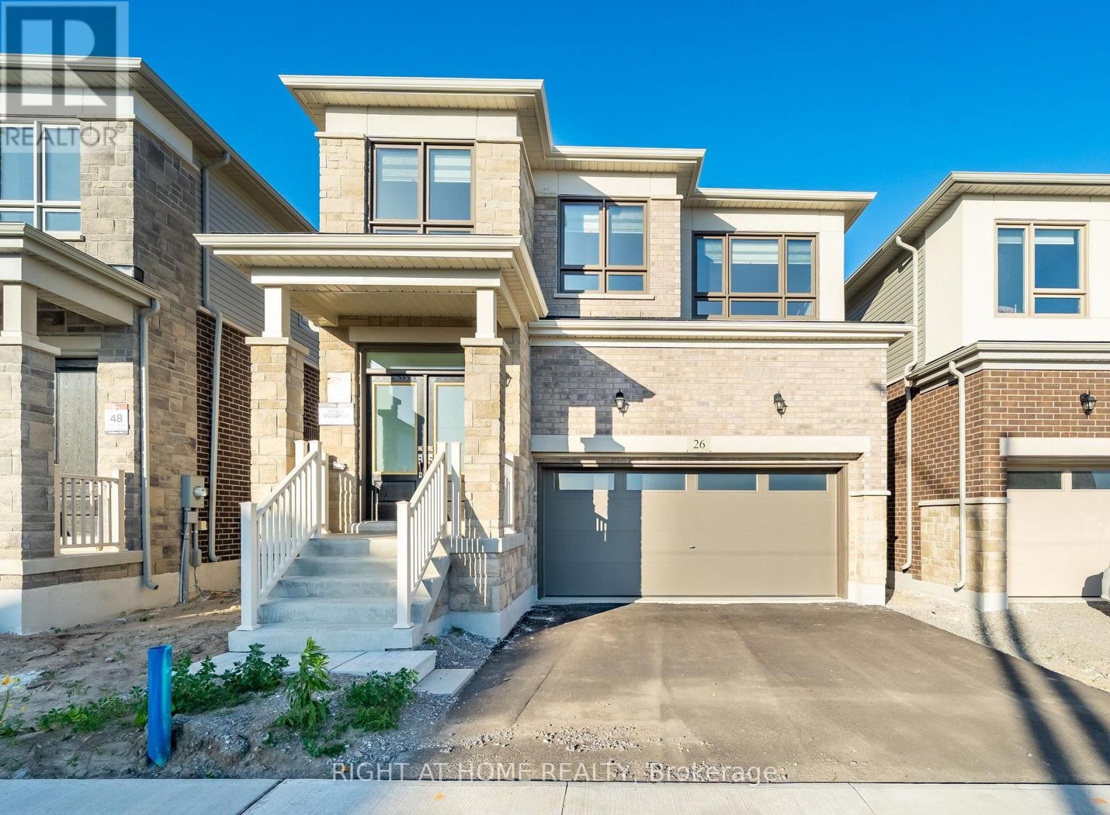 












26 WEST OAK TRAIL

,
Barrie,







Ontario
L9S2Z4

