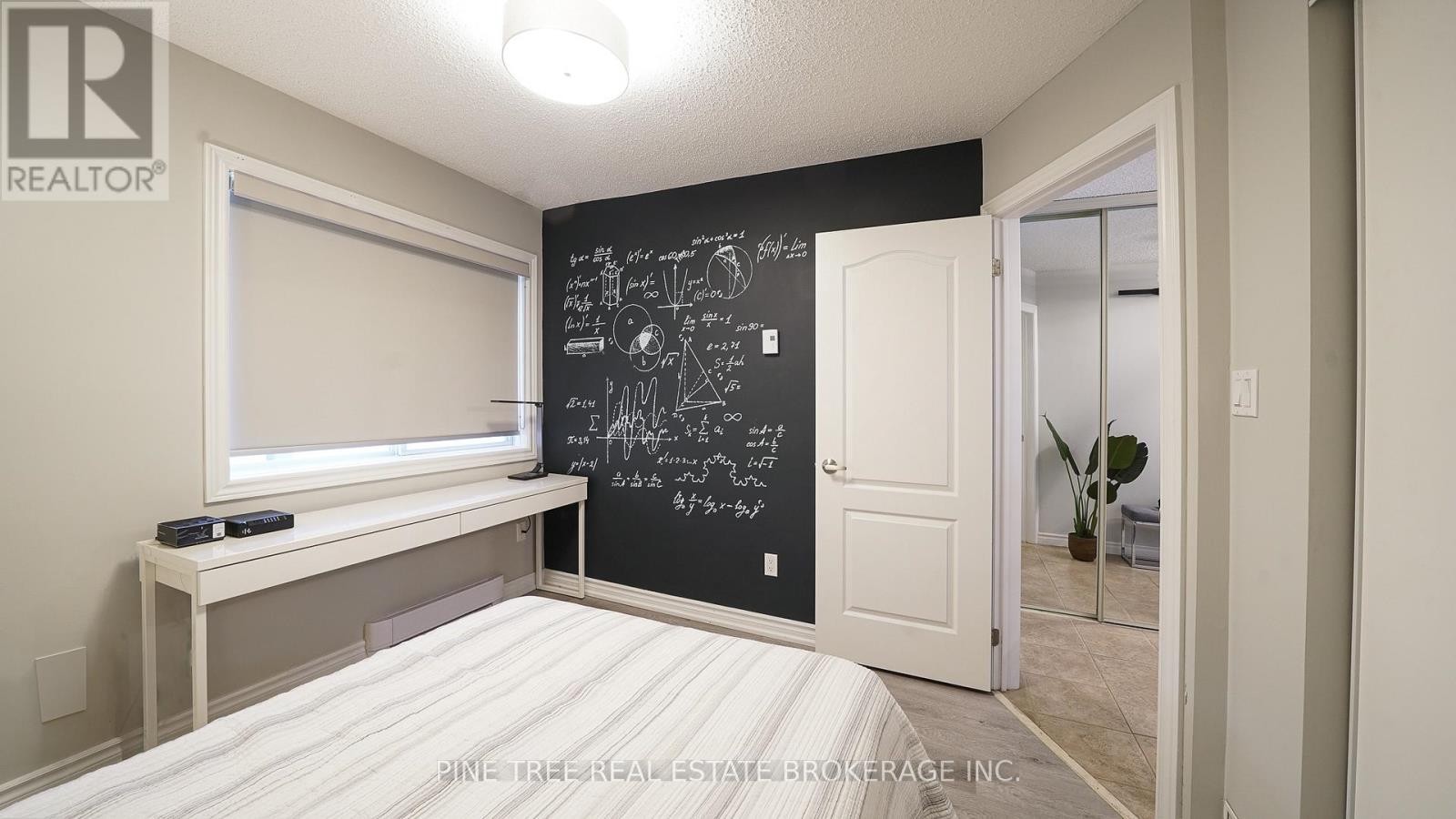 












11 - 30 LAGUNA PARKWAY

,
Ramara (Brechin),




Ontario
L0K1B0

