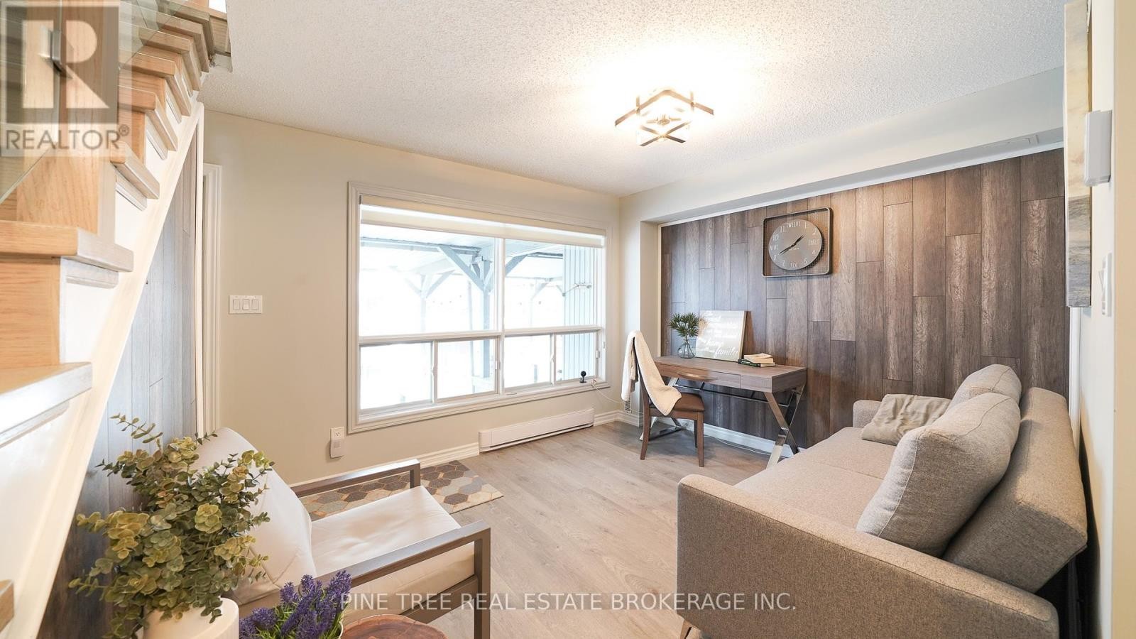 












11 - 30 LAGUNA PARKWAY

,
Ramara (Brechin),




Ontario
L0K1B0


