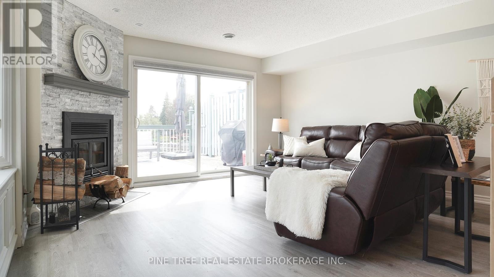 












11 - 30 LAGUNA PARKWAY

,
Ramara (Brechin),




Ontario
L0K1B0

