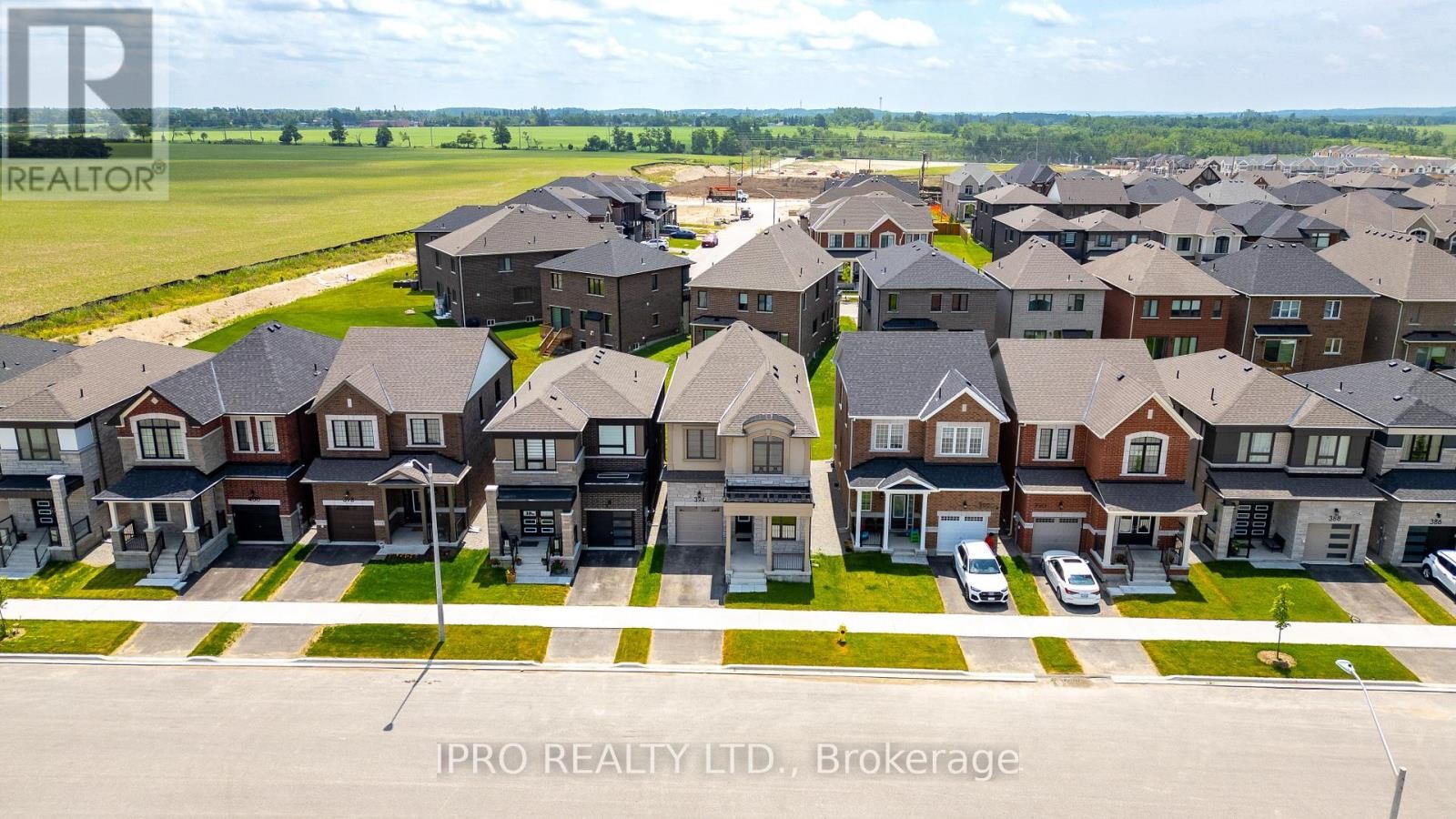 












394 MADELAINE DRIVE

,
Barrie,




Ontario
L9J0Y5

