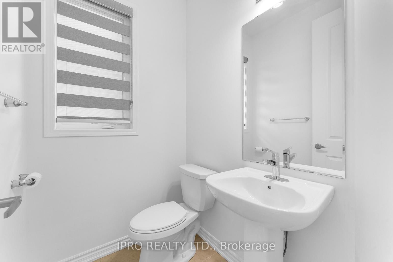 












394 MADELAINE DRIVE

,
Barrie,




Ontario
L9J0Y5

