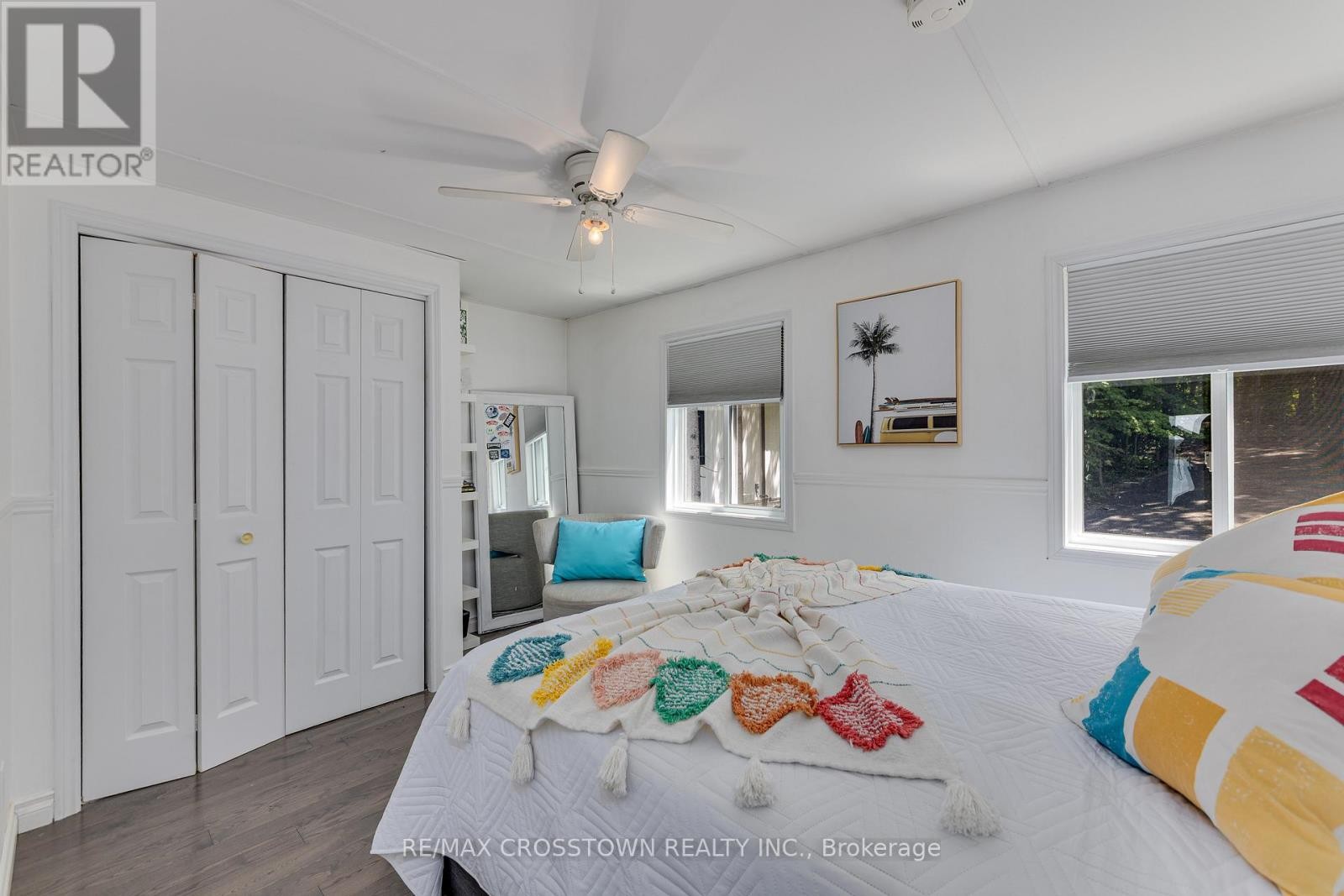 












2216 SOUTH ORR LAKE ROAD

,
Springwater,




Ontario
L0L1P0

