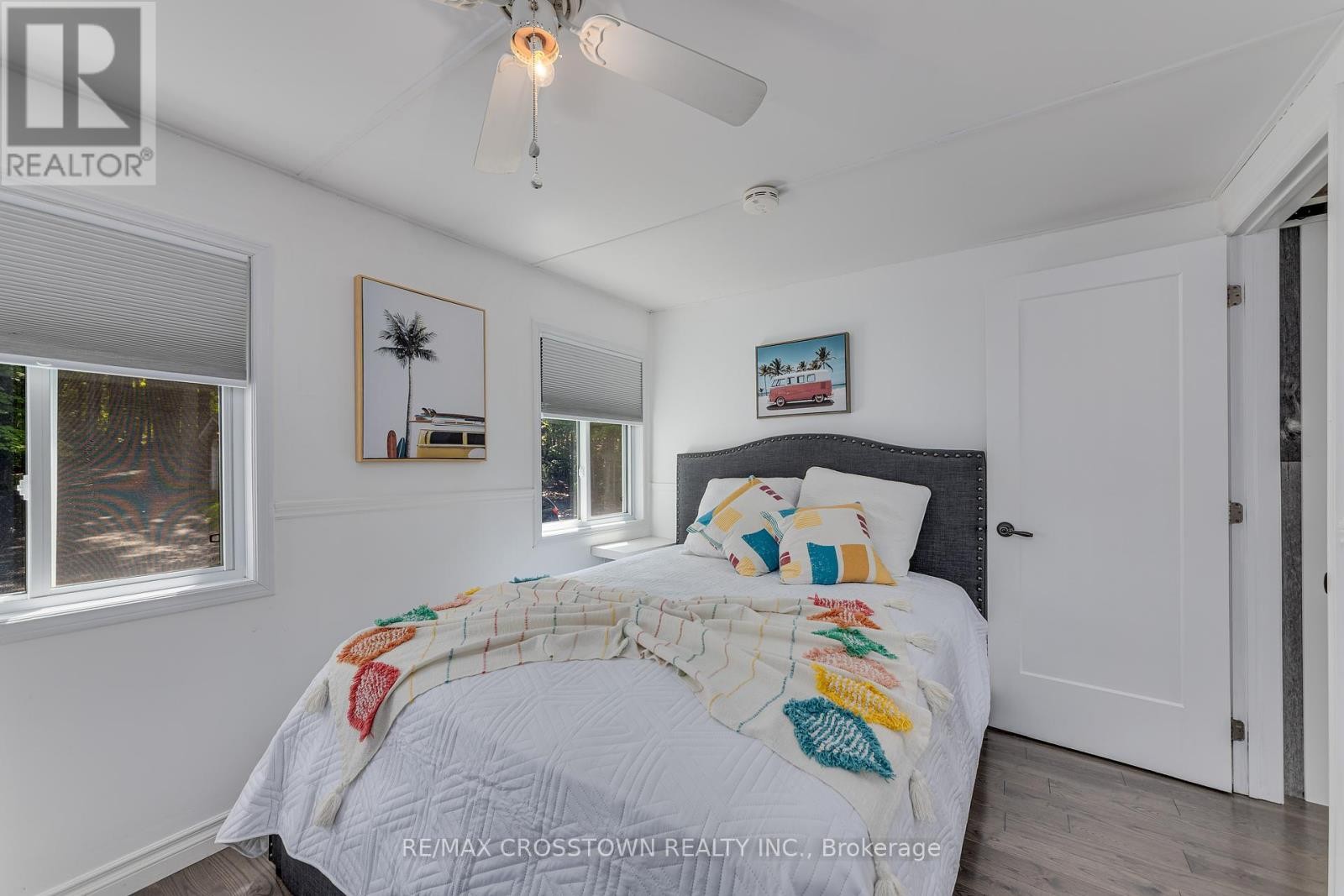 












2216 SOUTH ORR LAKE ROAD

,
Springwater,




Ontario
L0L1P0

