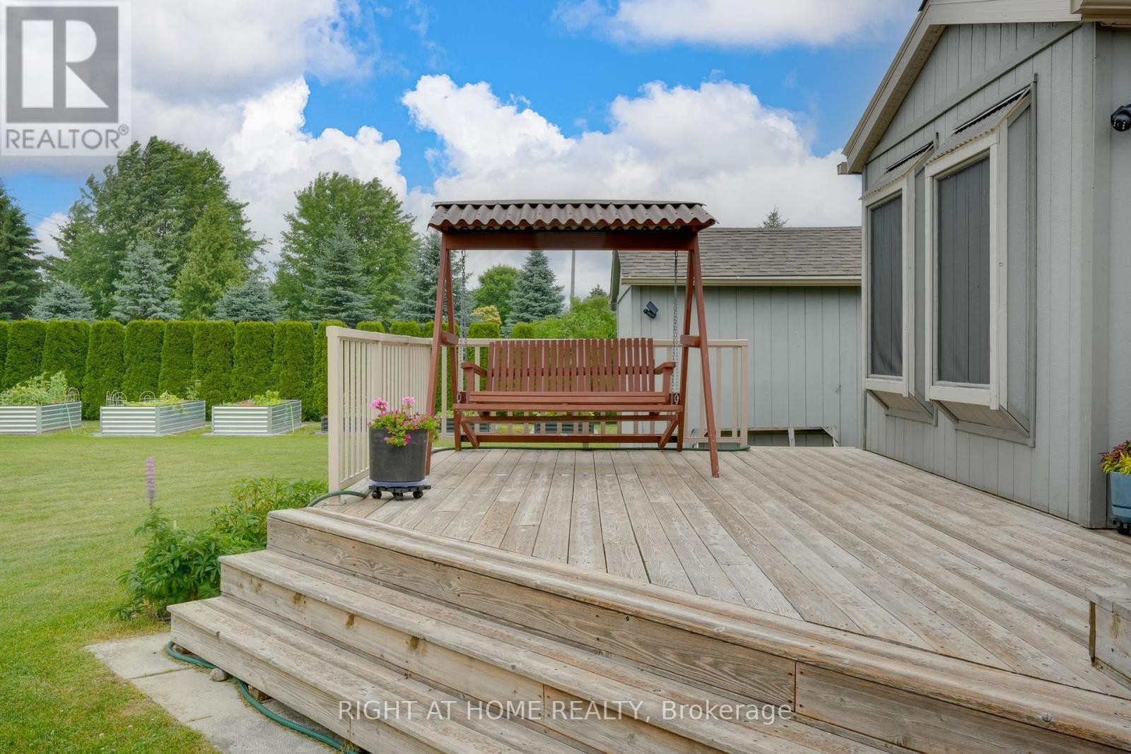 












16 O'NEILL CIRCLE

,
Springwater (Phelpston),




Ontario
L2L2K0

