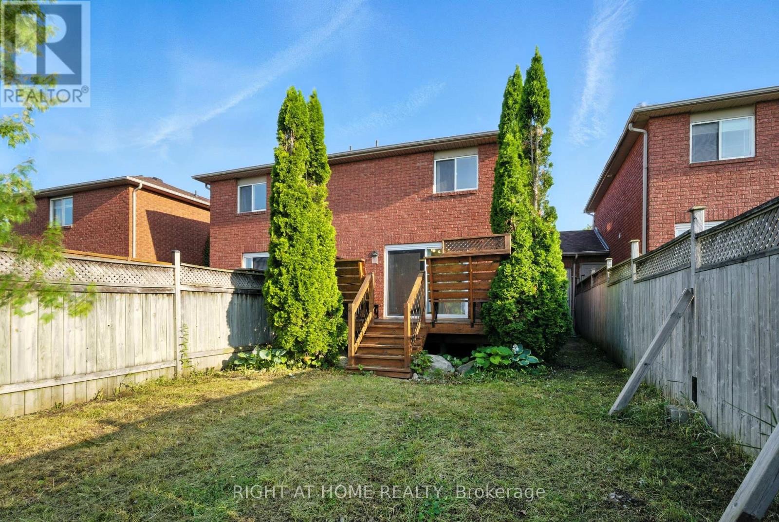 












96 CHELTENHAM ROAD

,
Barrie (Georgian Drive),




Ontario
L4M6S7

