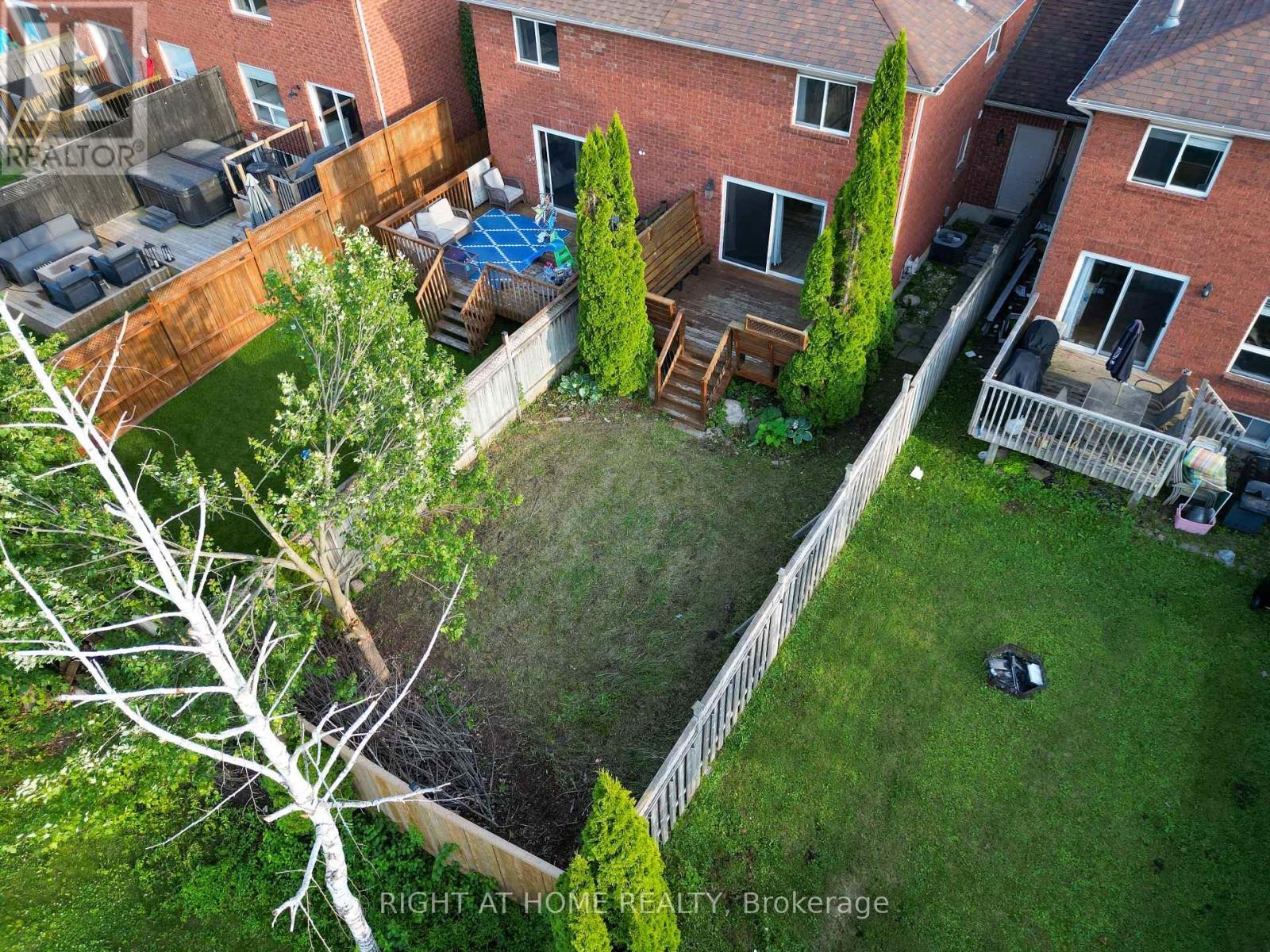 












96 CHELTENHAM ROAD

,
Barrie (Georgian Drive),




Ontario
L4M6S7

