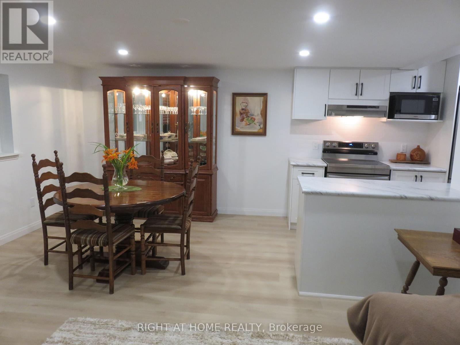 












7459 ISLAND CRESCENT

,
Ramara,




Ontario
L0K2B0

