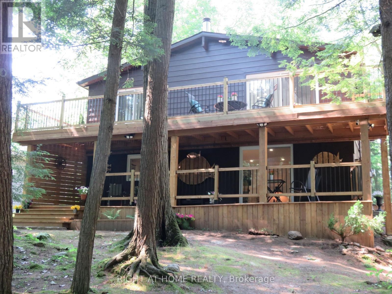 












7459 ISLAND CRESCENT

,
Ramara,




Ontario
L0K2B0

