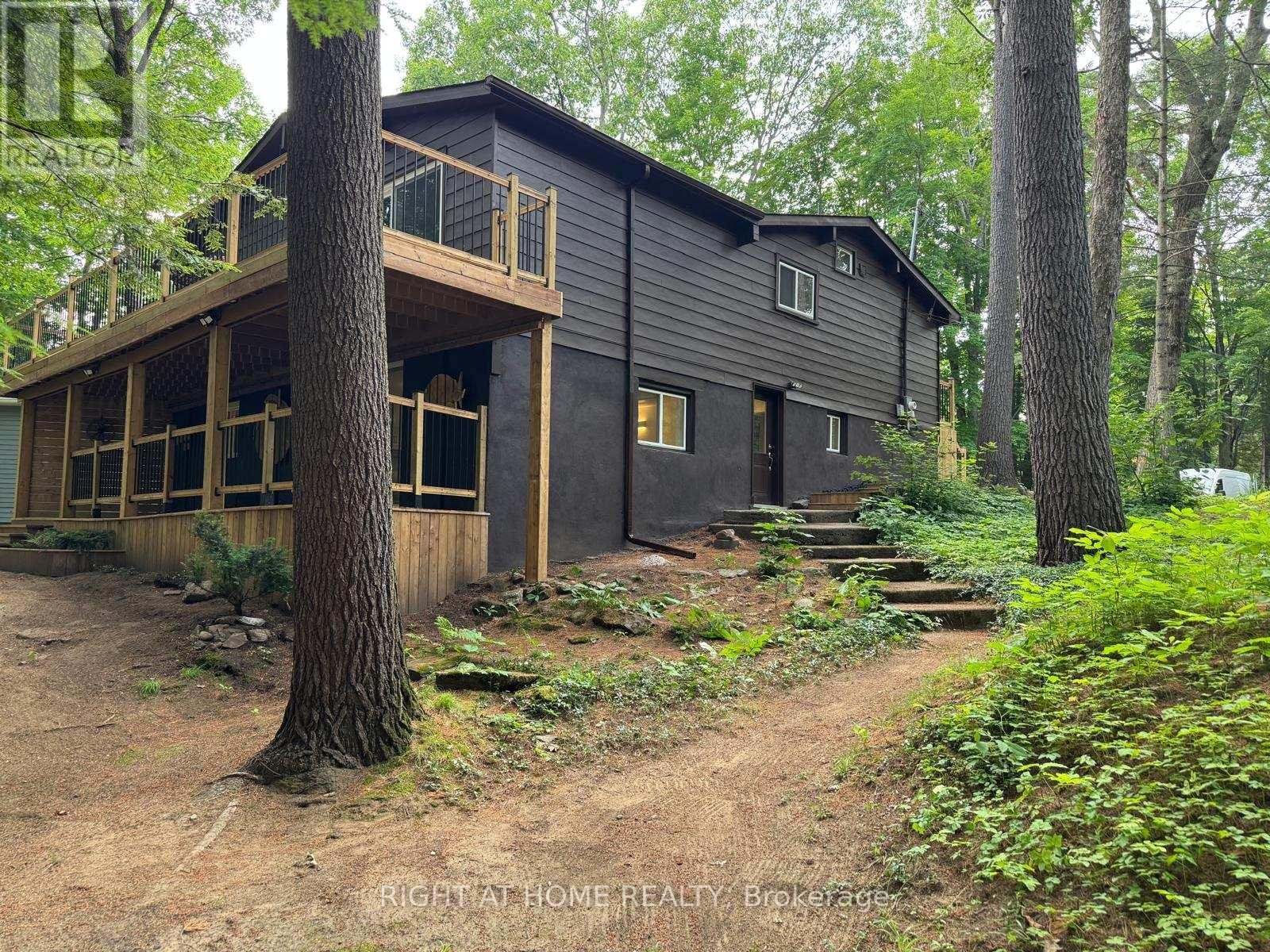 












7459 ISLAND CRESCENT

,
Ramara,




Ontario
L0K2B0

